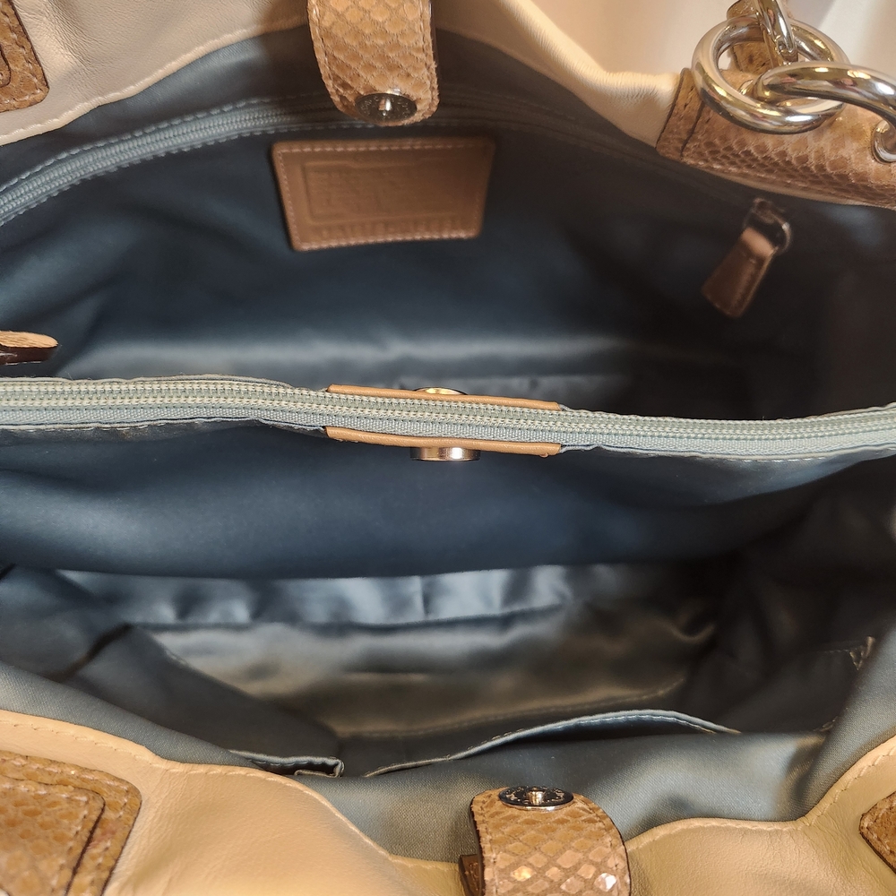 Coach Penelope Carryall Bag Leather And Snakeskin With Matching Wallet/Wristlet - Picture 8 of 17
